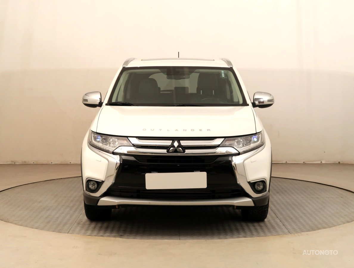 Mitsubishi Outlander, 2017 - pohled č. 2