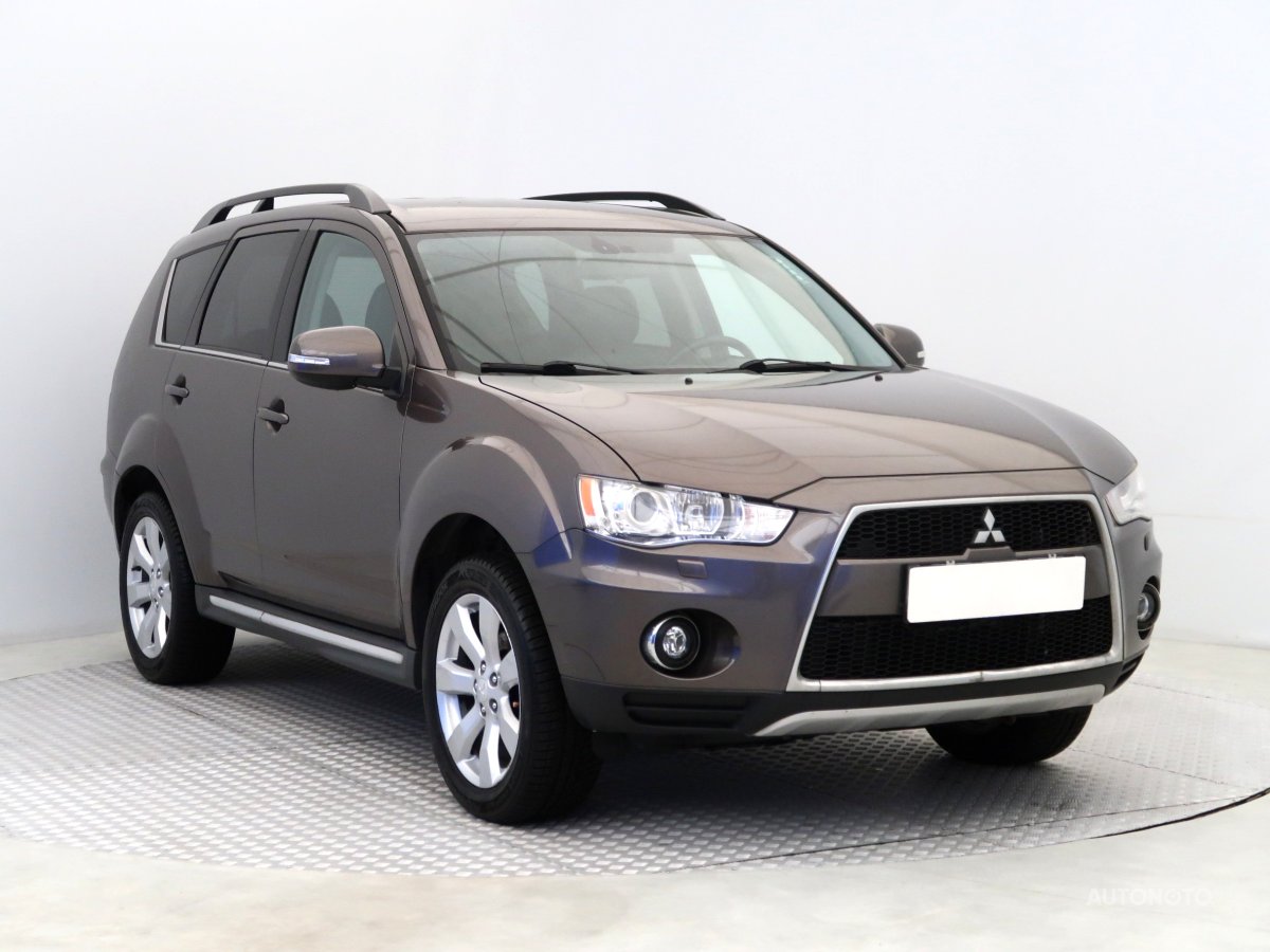 Mitsubishi Outlander, 2011 - pohled č. 1
