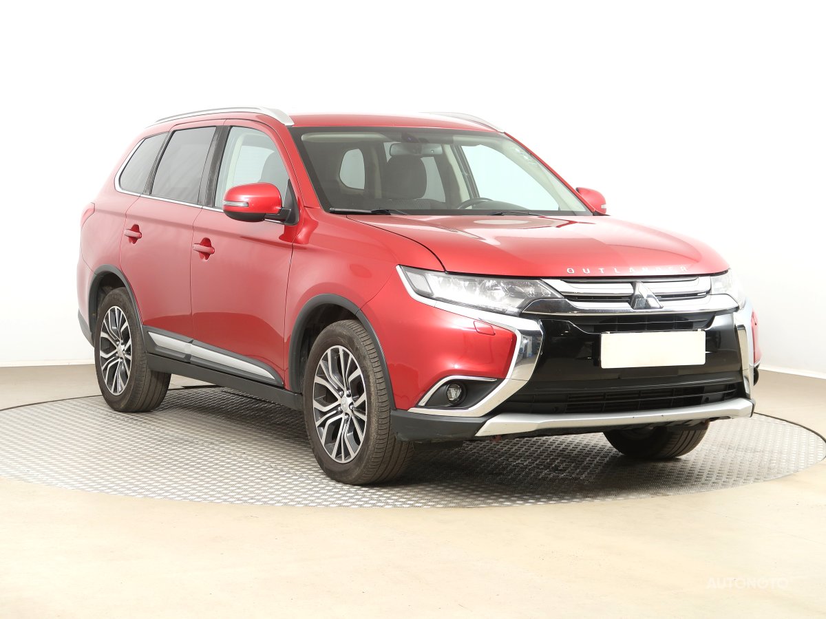 Mitsubishi Outlander, 2018 - celkový pohled