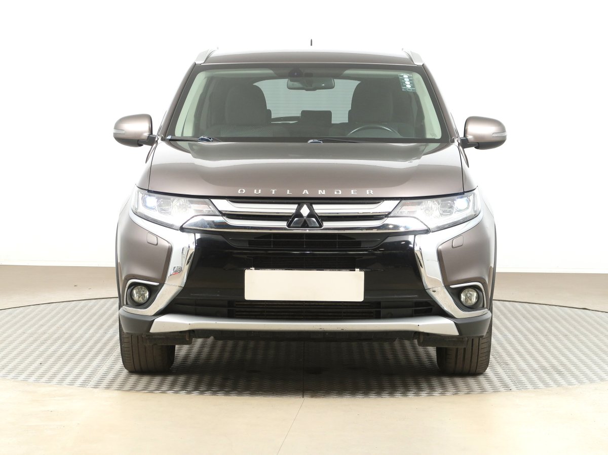Mitsubishi Outlander, 2016 - pohled č. 2