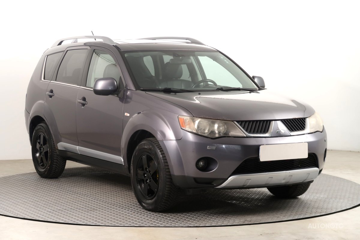 Mitsubishi Outlander, 2009 - celkový pohled