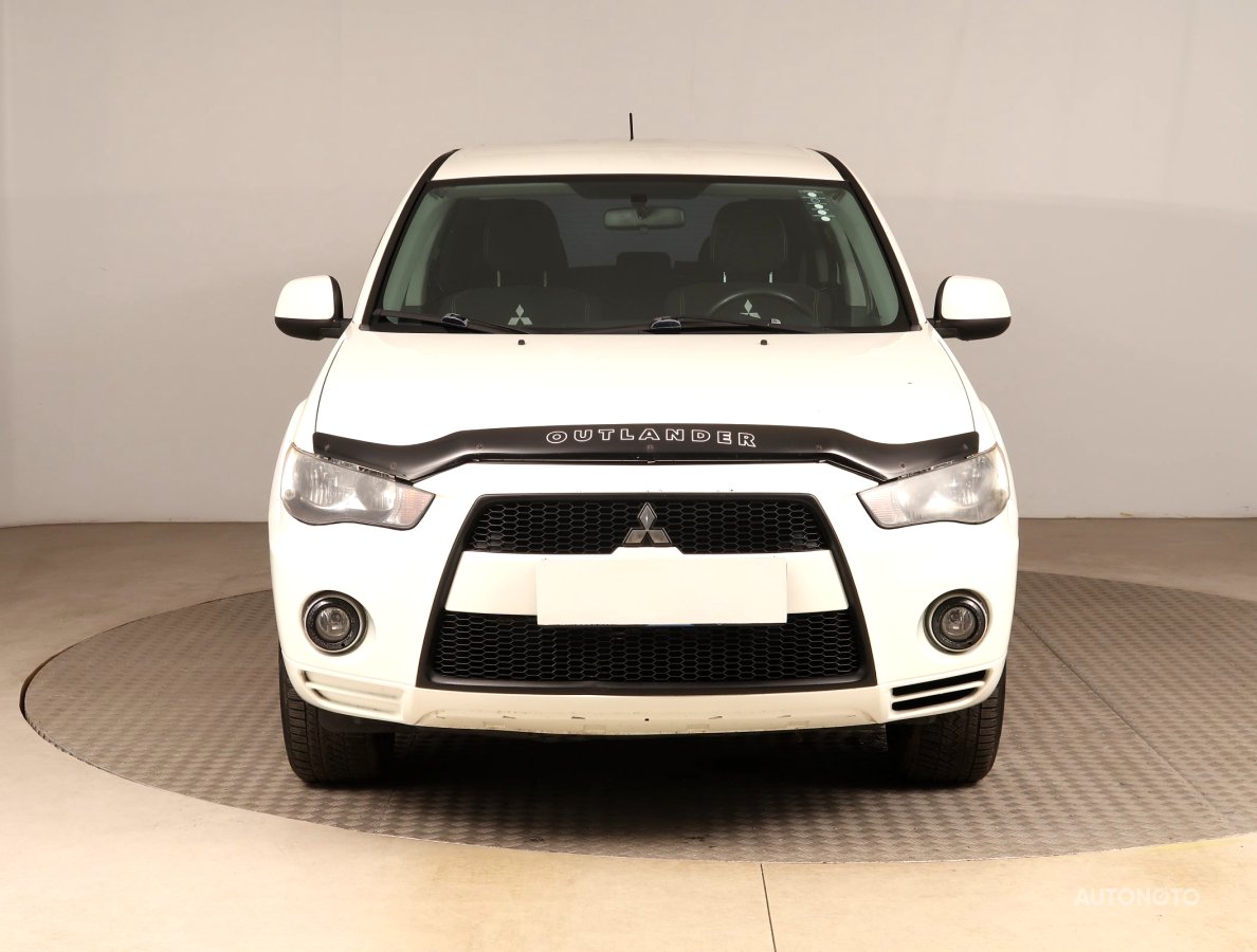 Mitsubishi Outlander, 2011 - pohled č. 2