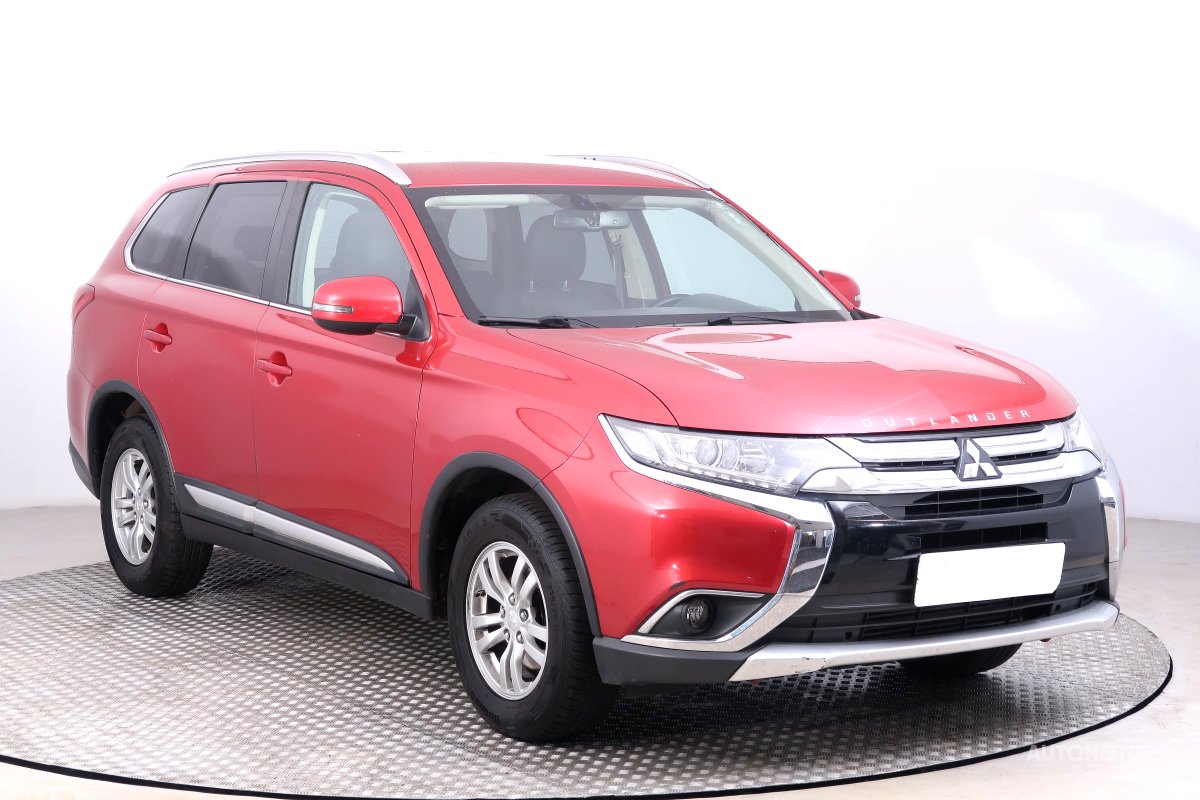 Mitsubishi Outlander, 2018 - celkový pohled