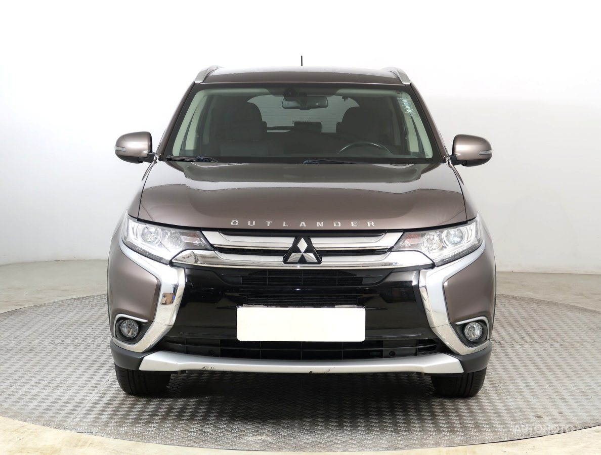 Mitsubishi Outlander, 2016 - pohled č. 2