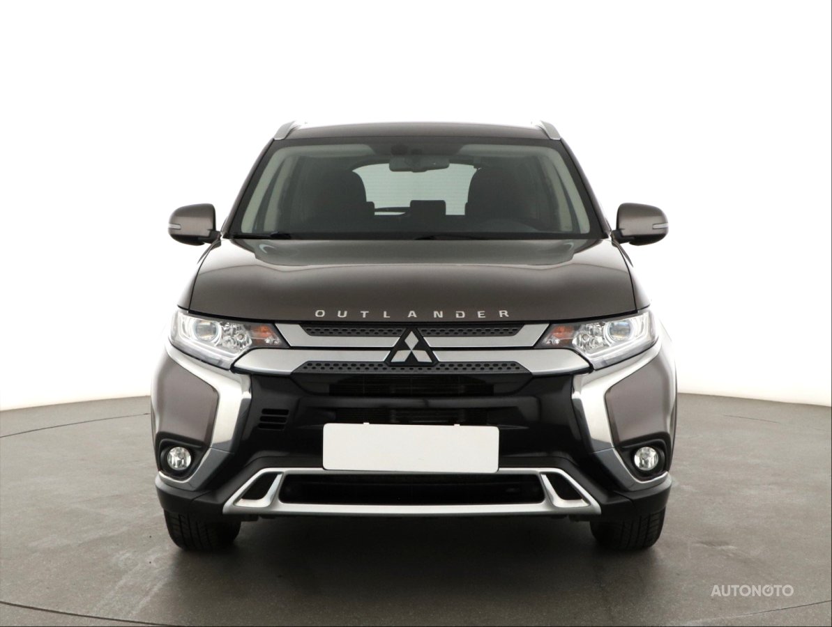 Mitsubishi Outlander, 2020 - pohled č. 2
