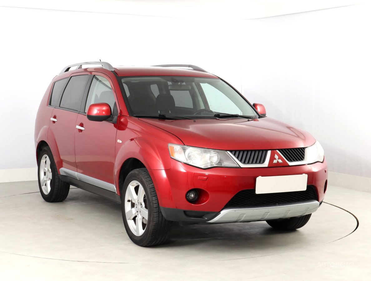 Mitsubishi Outlander, 2009 - celkový pohled