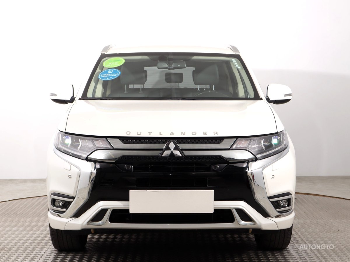 Mitsubishi Outlander, 2020 - pohled č. 2