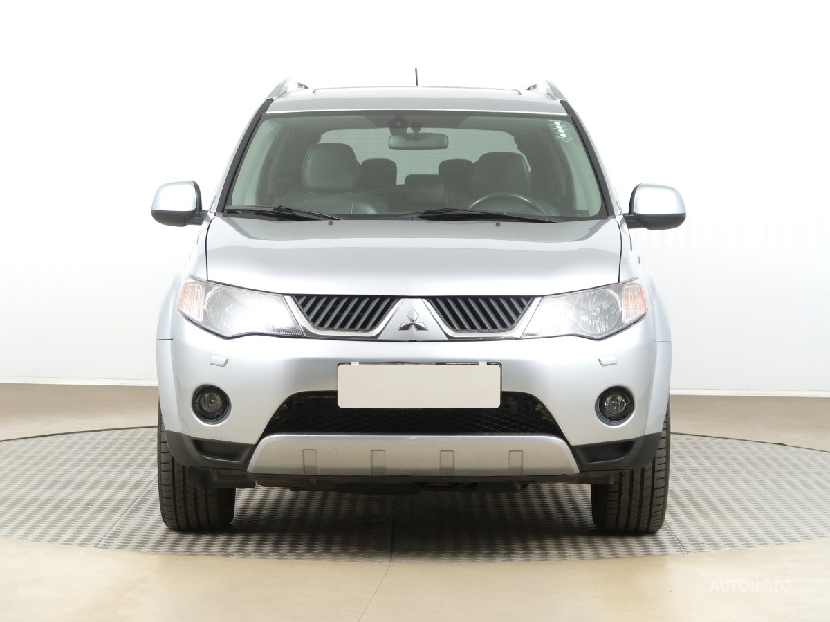 Mitsubishi Outlander, 2009 - pohled č. 2