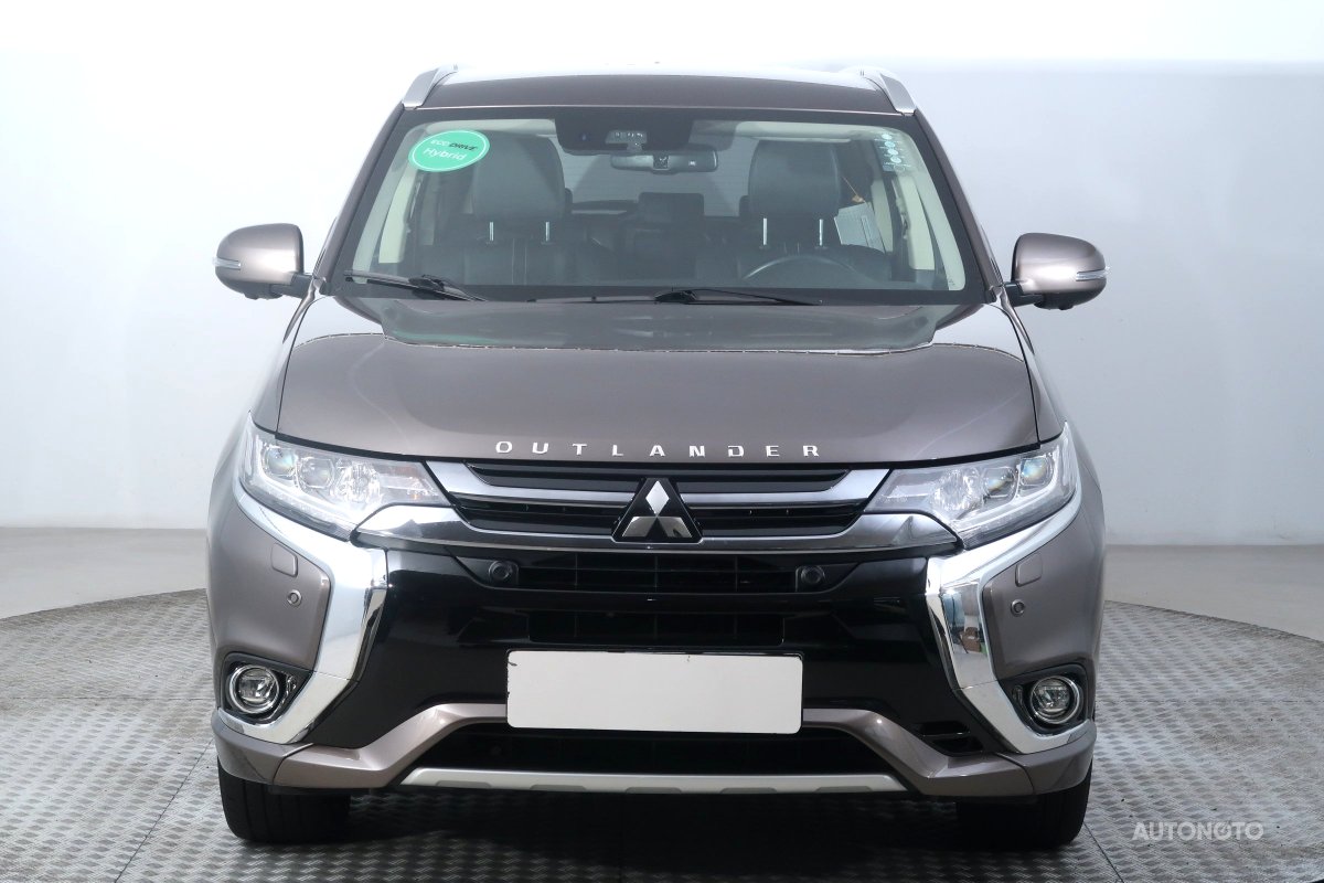 Mitsubishi Outlander, 2018 - pohled č. 2