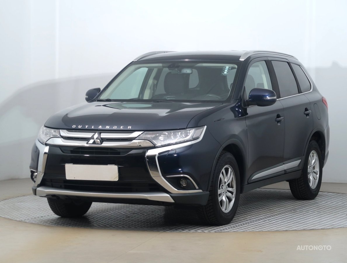 Mitsubishi Outlander, 2018 - pohled č. 3