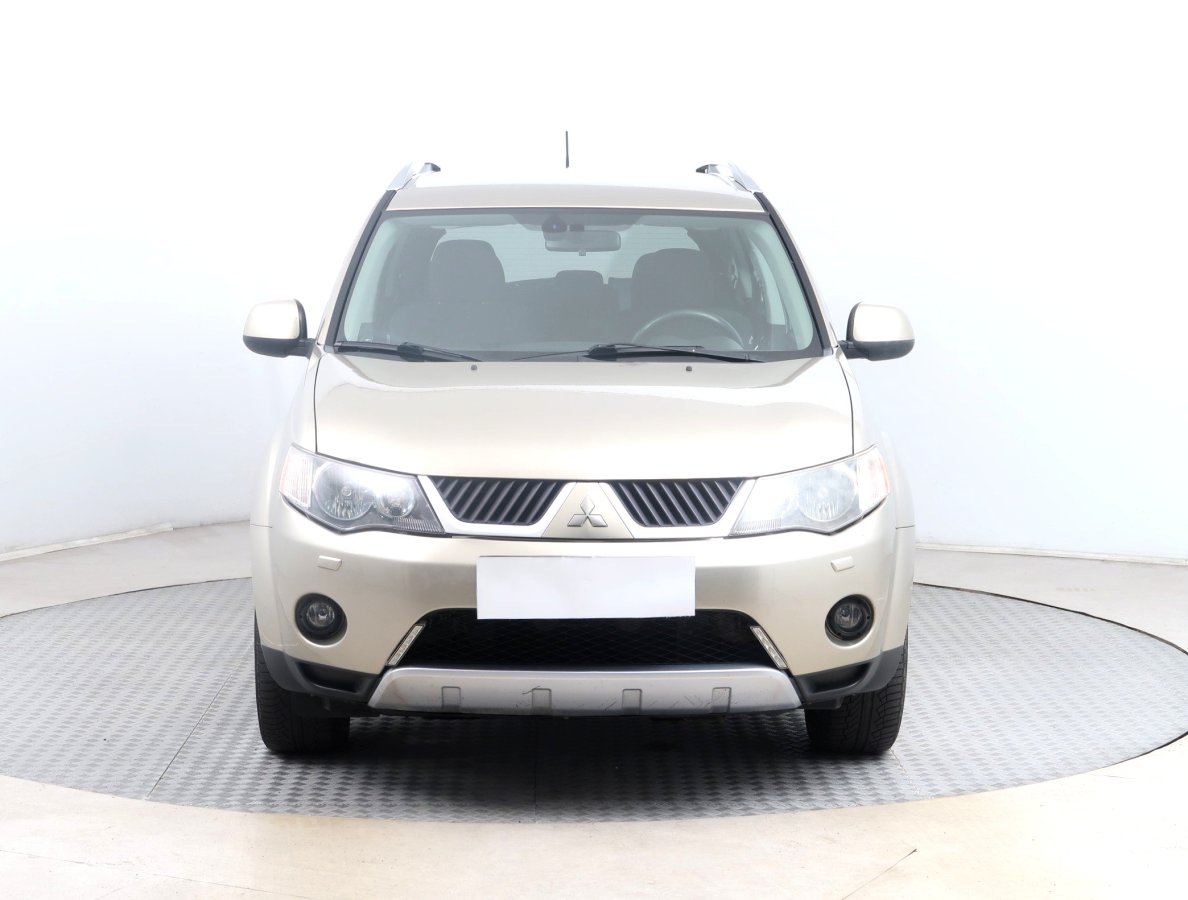 Mitsubishi Outlander, 2008 - pohled č. 2