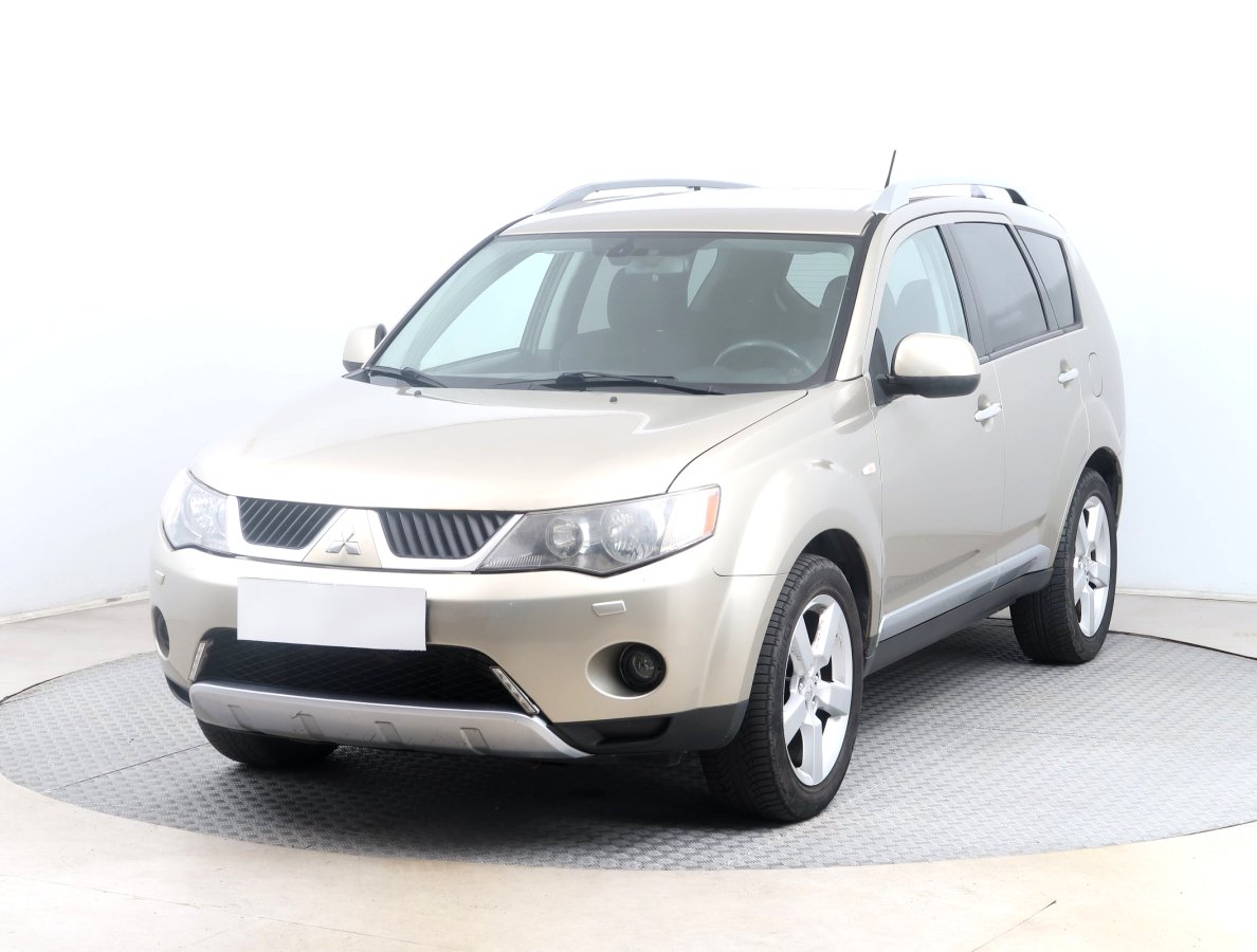 Mitsubishi Outlander, 2008 - pohled č. 3