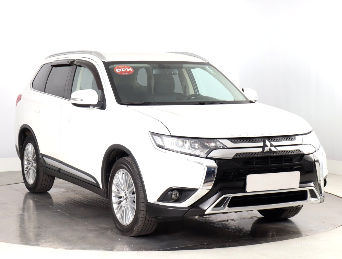 Mitsubishi Outlander, 2019 - celkový pohled