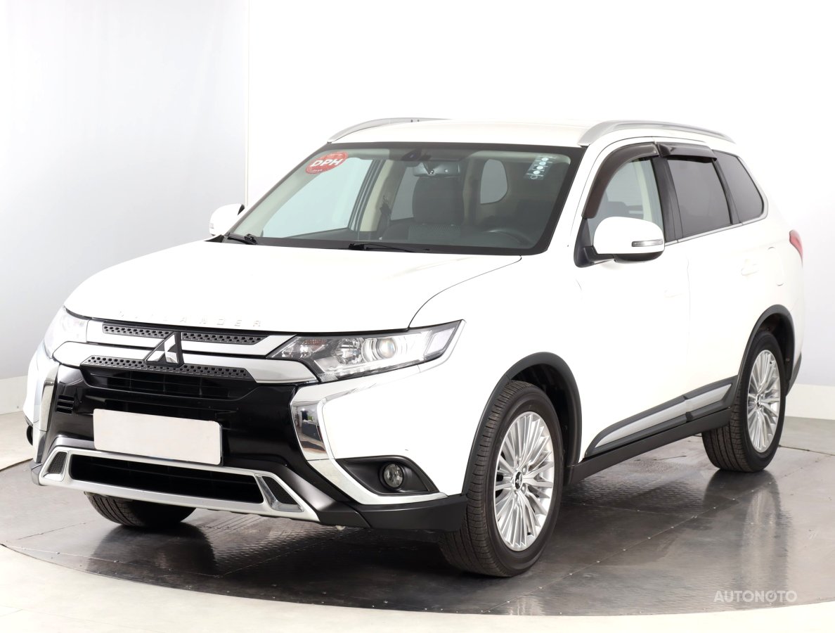 Mitsubishi Outlander, 2019 - pohled č. 3