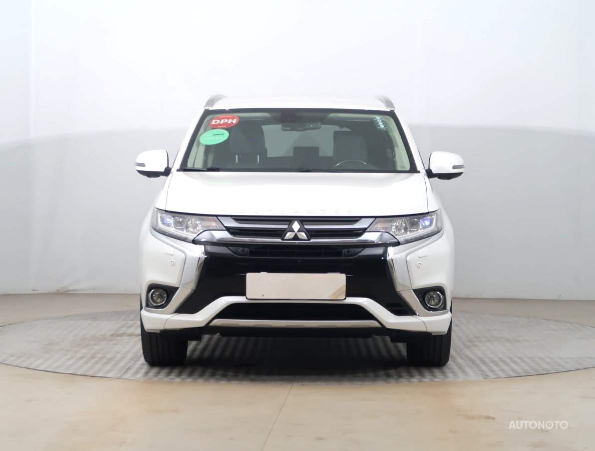 Mitsubishi Outlander, 2016 - pohled č. 2