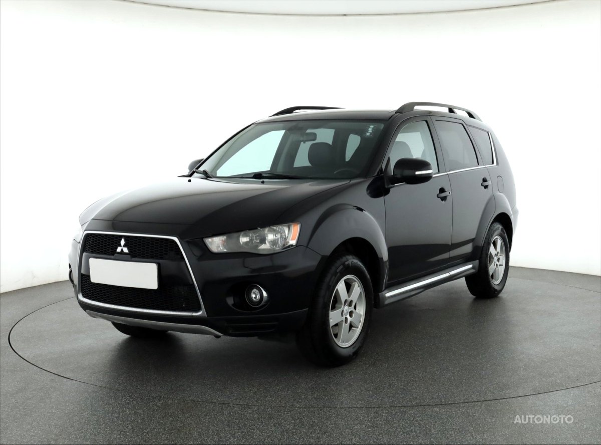 Mitsubishi Outlander, 2011 - pohled č. 3