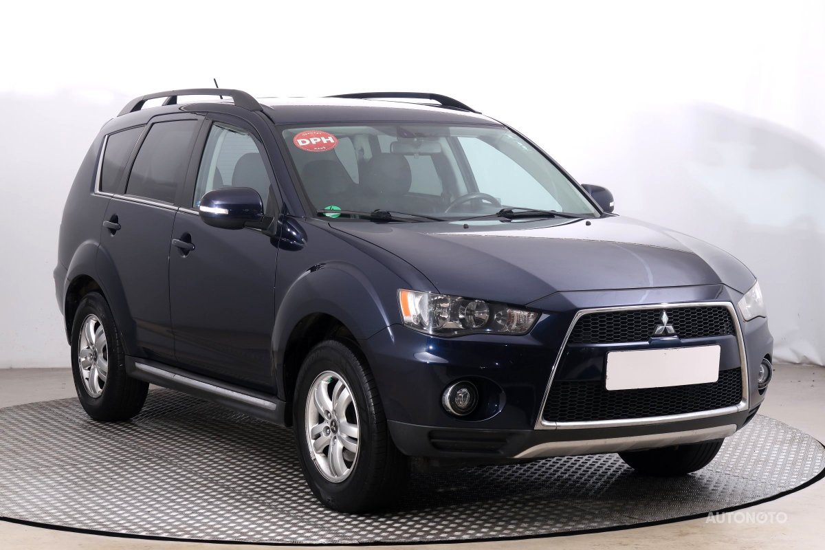 Mitsubishi Outlander, 2010 - celkový pohled
