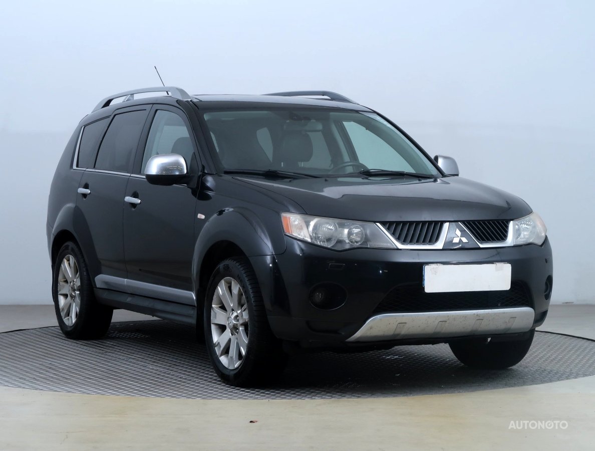 Mitsubishi Outlander, 2009 - celkový pohled