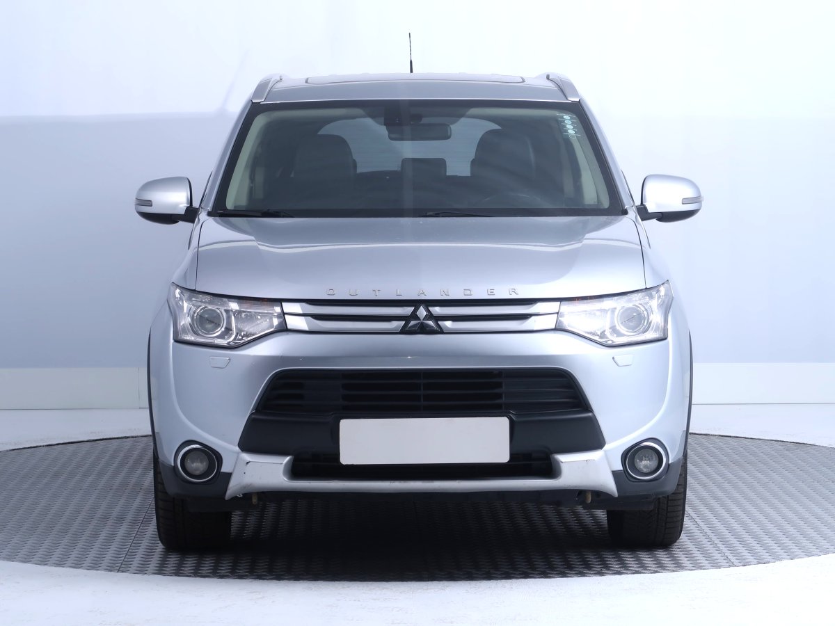 Mitsubishi Outlander, 2014 - pohled č. 2