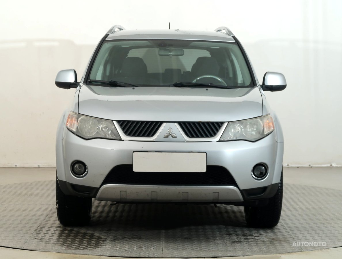 Mitsubishi Outlander, 2009 - pohled č. 2