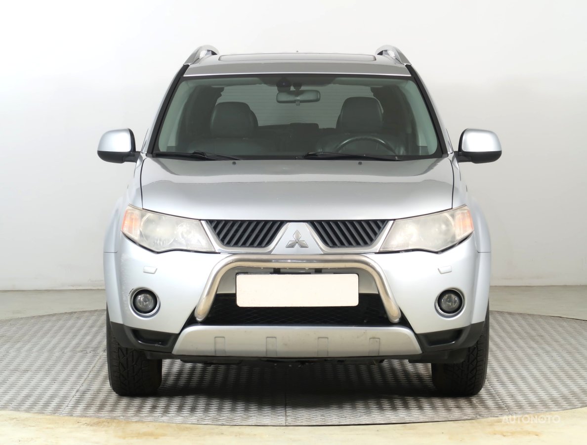 Mitsubishi Outlander, 2009 - pohled č. 2