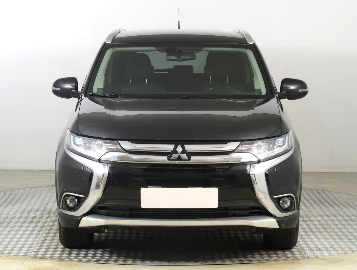 Mitsubishi Outlander, 2016 - pohled č. 2