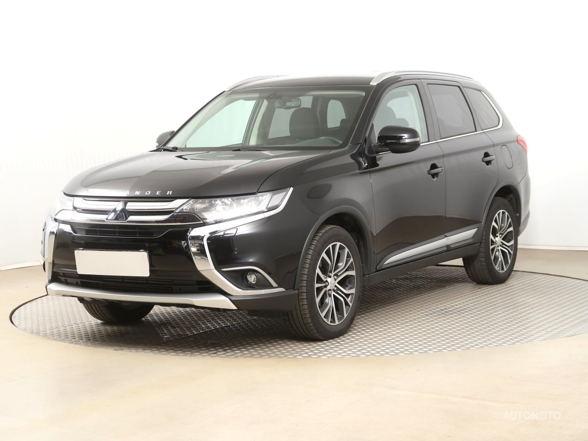 Mitsubishi Outlander, 2019 - pohled č. 3