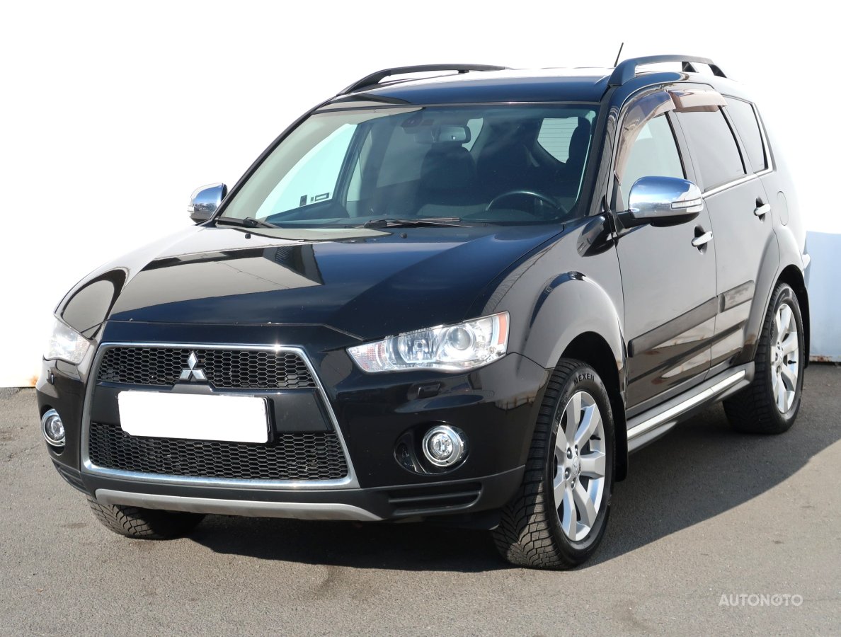 Mitsubishi Outlander, 2012 - pohled č. 3