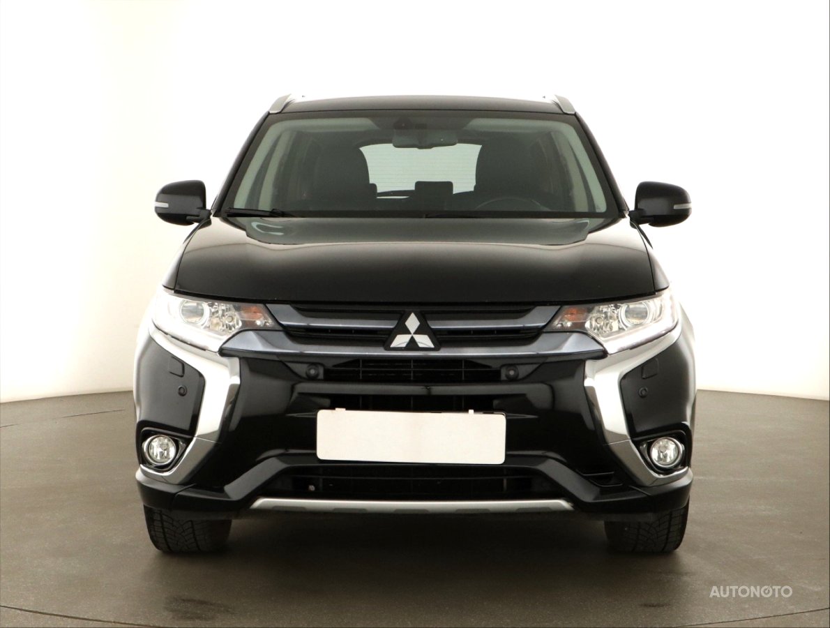 Mitsubishi Outlander, 2015 - pohled č. 2