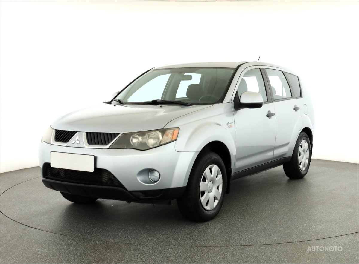 Mitsubishi Outlander, 2007 - pohled č. 3