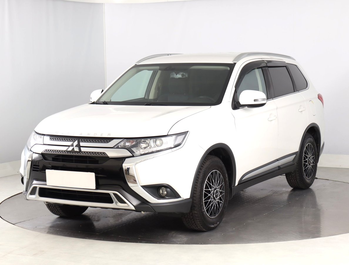 Mitsubishi Outlander, 2019 - pohled č. 3