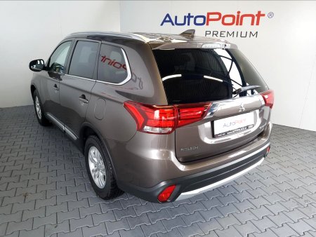 Mitsubishi Outlander, 2018 - pohled č. 4