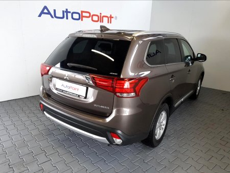 Mitsubishi Outlander, 2018 - pohled č. 6