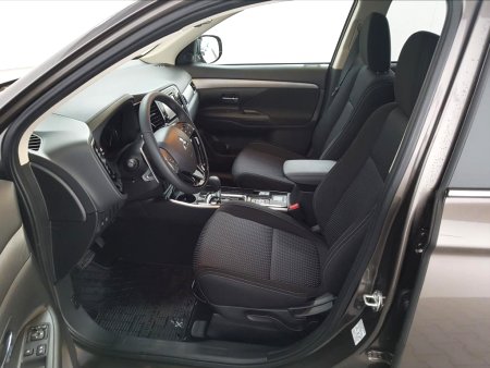 Mitsubishi Outlander, 2018 - pohled č. 7