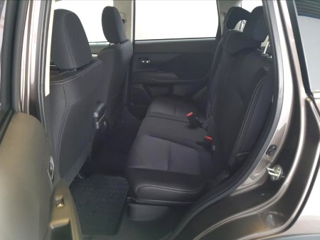 Mitsubishi Outlander, 2018 - pohled č. 8