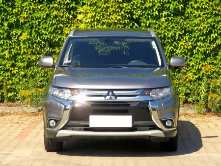 Mitsubishi Outlander, 2016 - pohled č. 2
