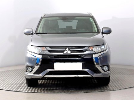 Mitsubishi Outlander, 2016 - pohled č. 2