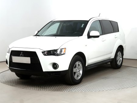 Mitsubishi Outlander, 2011 - pohled č. 3