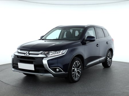 Mitsubishi Outlander, 2017 - pohled č. 3