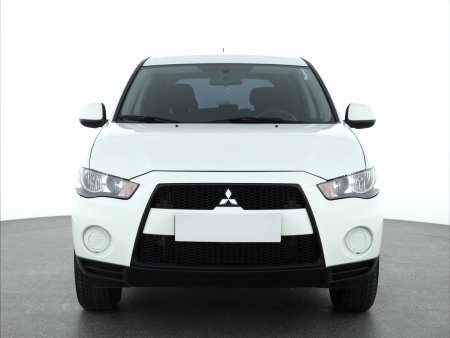 Mitsubishi Outlander, 2011 - pohled č. 2