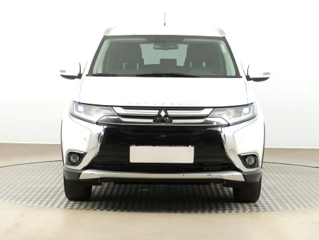 Mitsubishi Outlander, 2017 - pohled č. 2