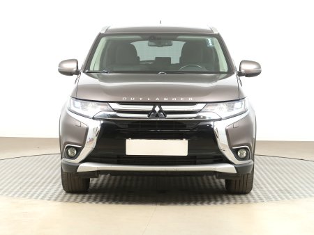 Mitsubishi Outlander, 2016 - pohled č. 2