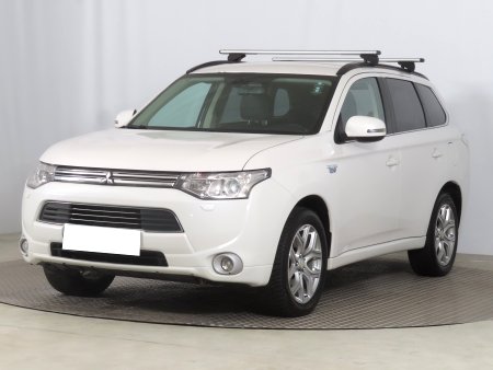 Mitsubishi Outlander, 2013 - pohled č. 3