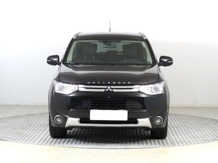 Mitsubishi Outlander, 2015 - pohled č. 2