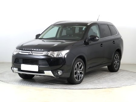 Mitsubishi Outlander, 2015 - pohled č. 3