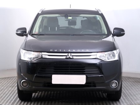 Mitsubishi Outlander, 2014 - pohled č. 2