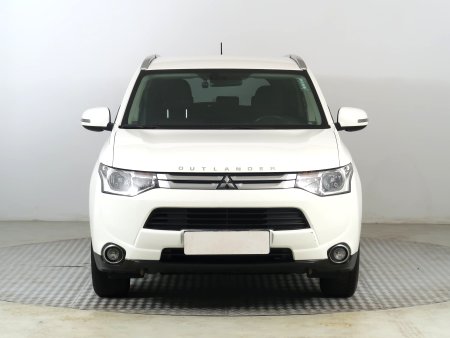 Mitsubishi Outlander, 2015 - pohled č. 2