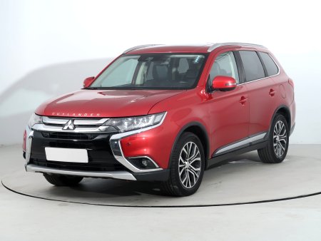 Mitsubishi Outlander, 2017 - pohled č. 3