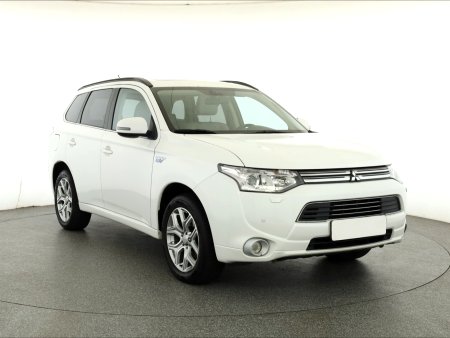 Mitsubishi Outlander, 2014