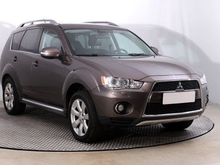 Mitsubishi Outlander, 2010